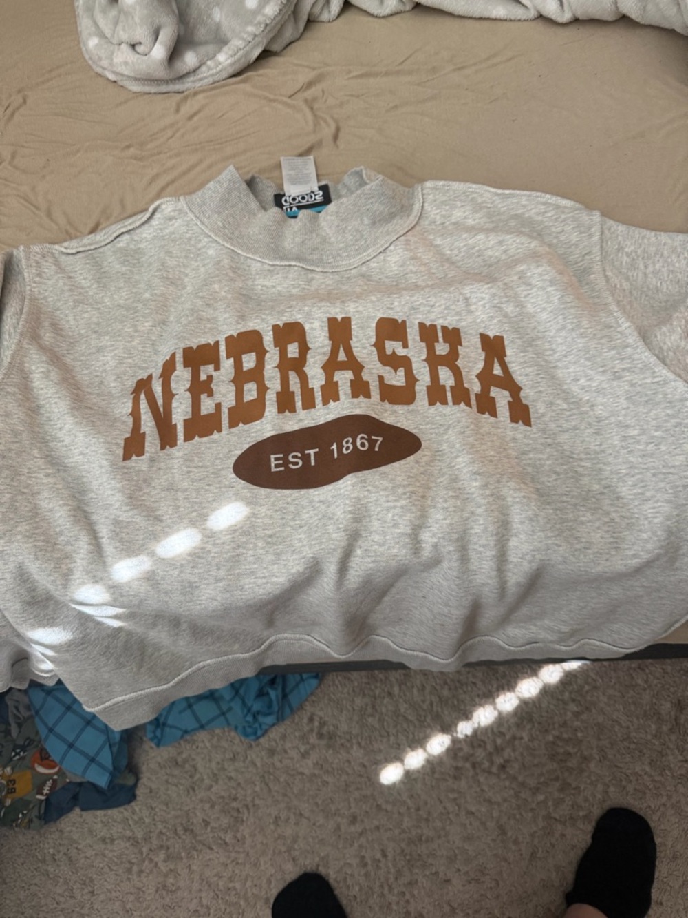 Womens nebraska mockneck Sweatshirt  size L/xl